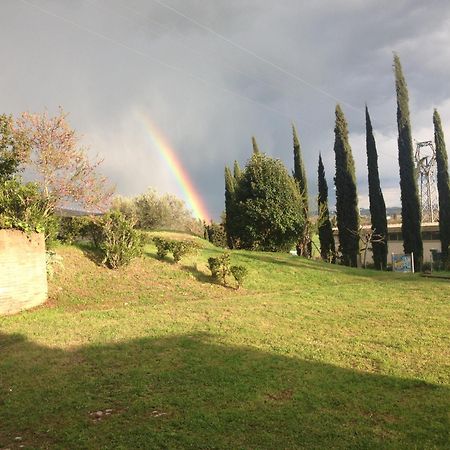 Podere Di Valli Santa Maria a Monte Luaran gambar